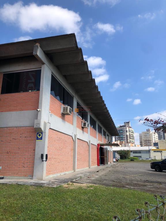 Galpão-Codigo-156-para-Alugar-no-bairro-Nossa-Senhora-do-Rosário-na-cidade-de-São-José