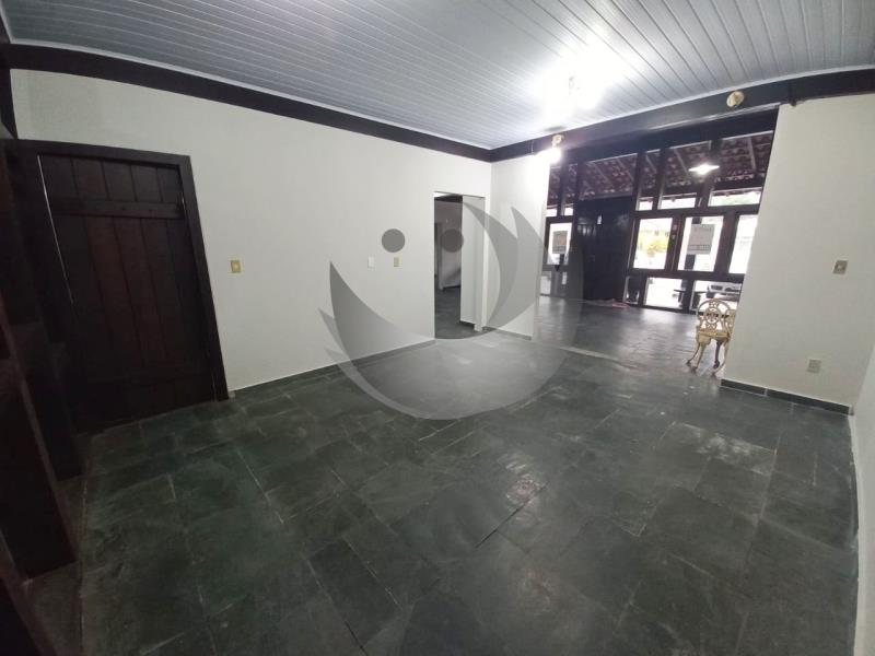 Casa para alugar com 3 quartos, 261m² - Foto 7