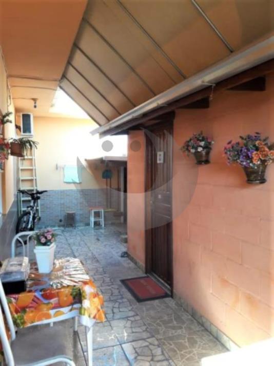 Casa à venda com 3 quartos, 130m² - Foto 11