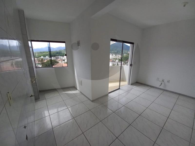 Apartamento para alugar com 1 quarto, 38m² - Foto 4