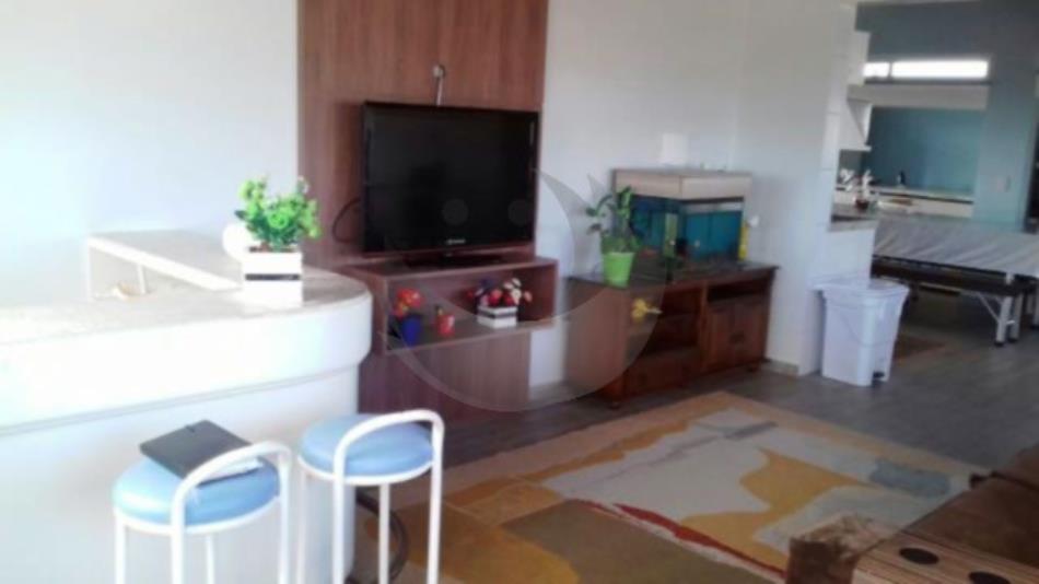 Apartamento à venda com 3 quartos, 216m² - Foto 9