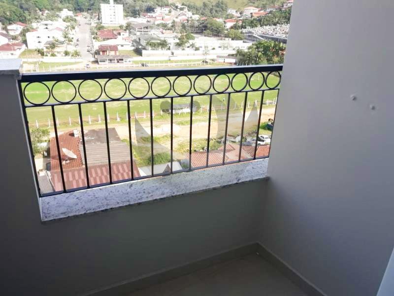 Apartamento à venda com 3 quartos, 196m² - Foto 10