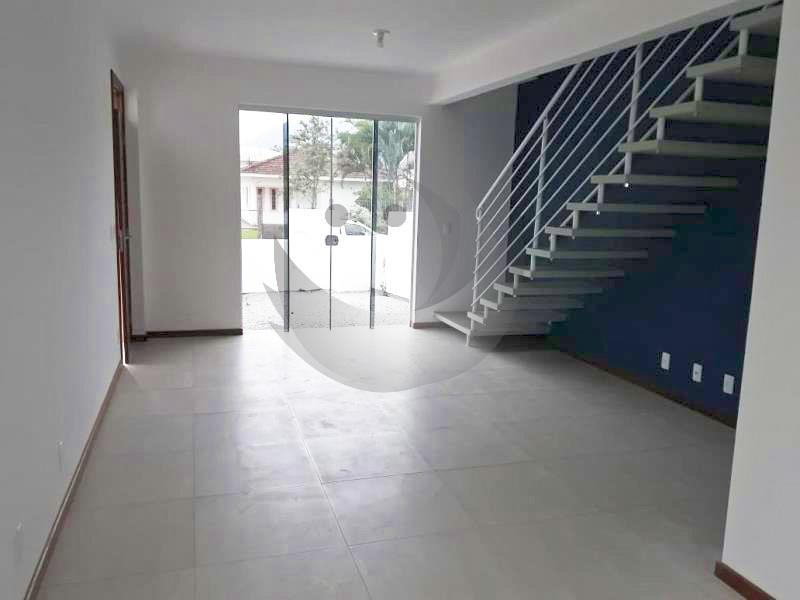 Casa à venda com 2 quartos, 150m² - Foto 6