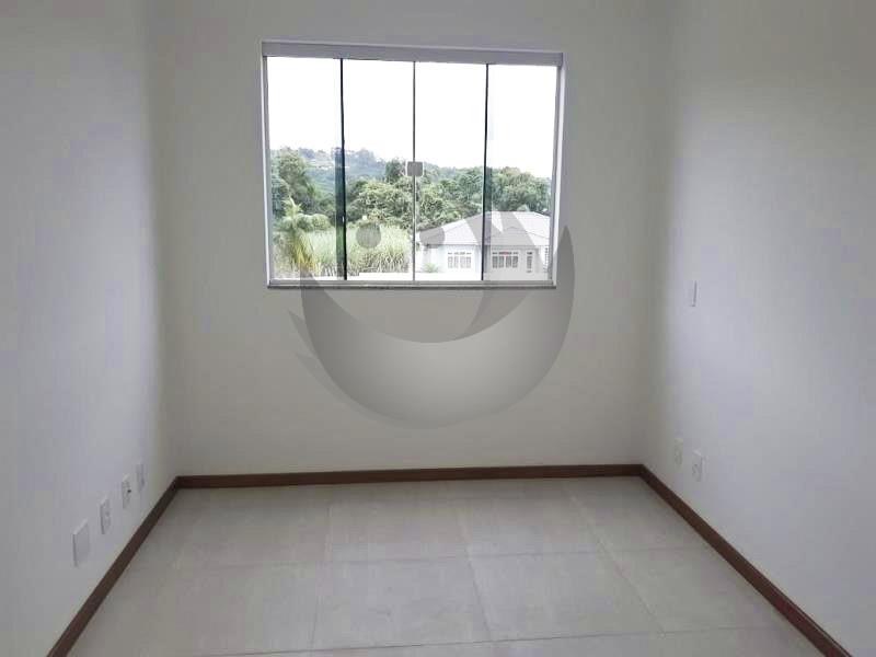 Casa à venda com 2 quartos, 150m² - Foto 10