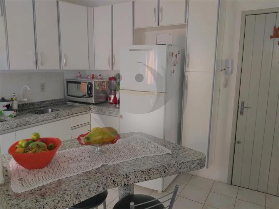 Apartamento à venda com 2 quartos, 52m² - Foto 3