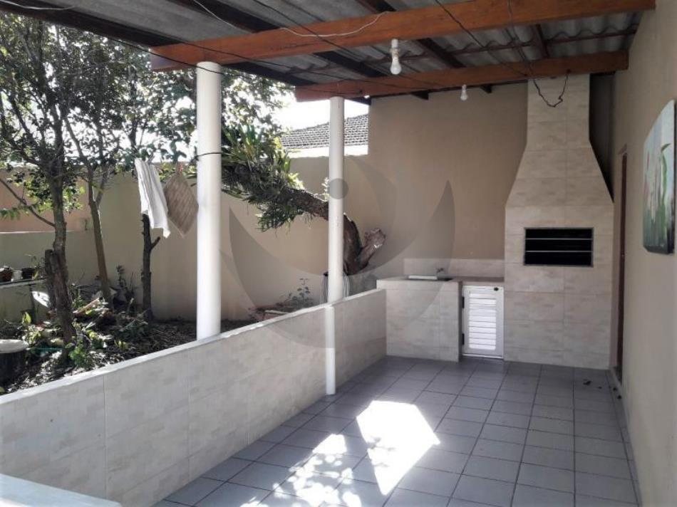 Casa à venda com 3 quartos, 90m² - Foto 18