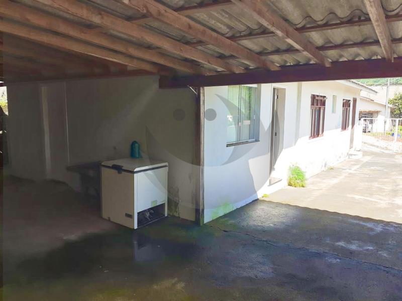 Casa à venda com 5 quartos, 300m² - Foto 5