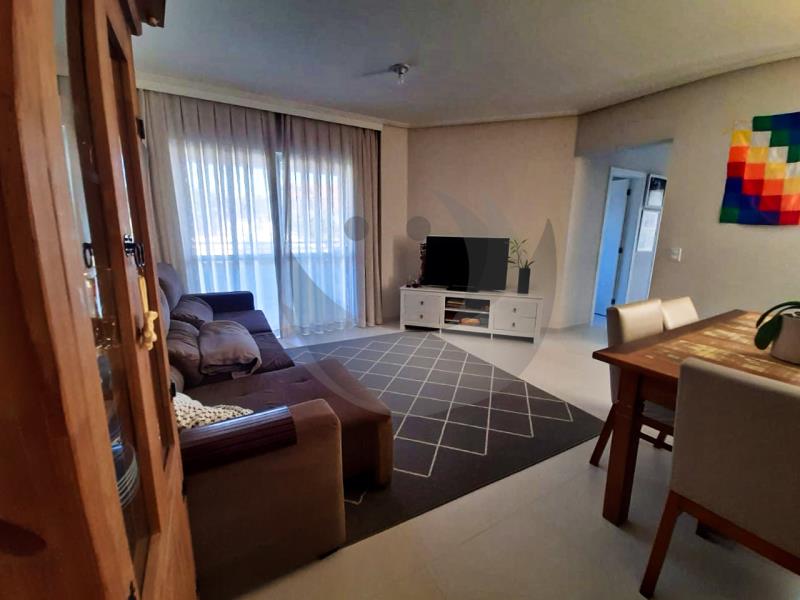 Apartamento à venda com 3 quartos, 105m² - Foto 3