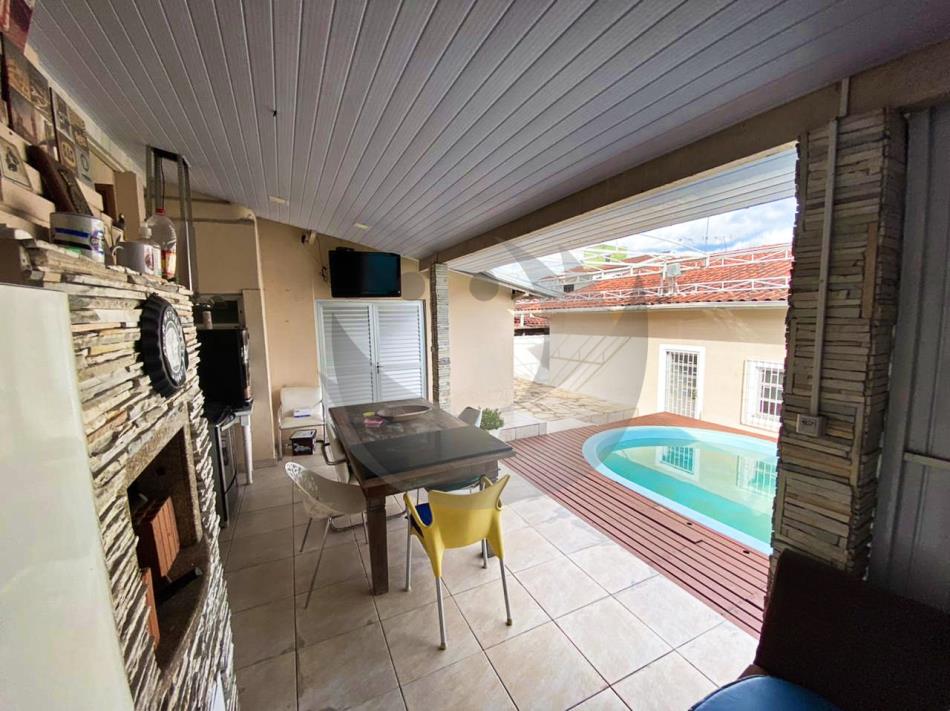 Casa à venda com 3 quartos, 200m² - Foto 9