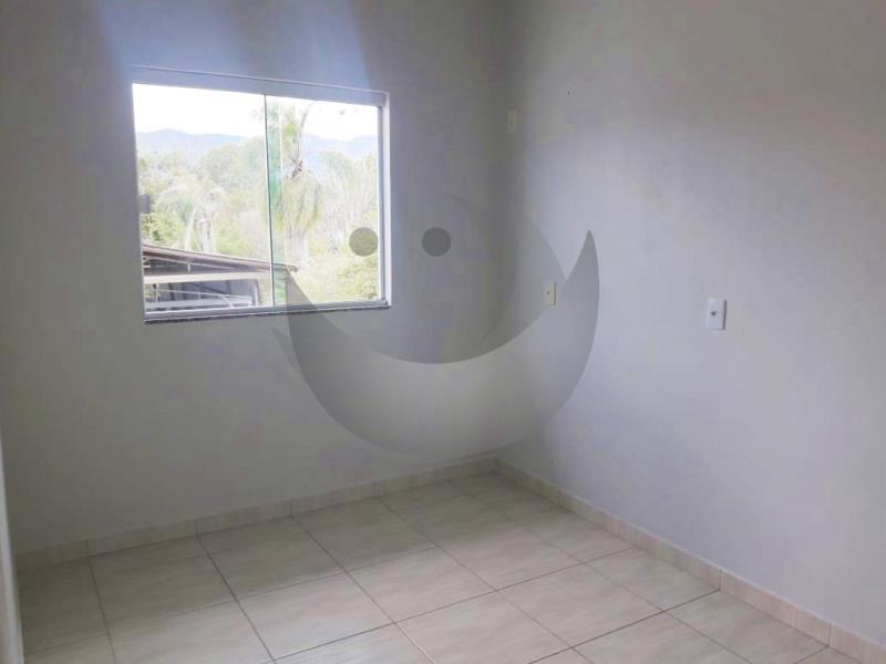 Casa para alugar com 2 quartos, 60m² - Foto 8