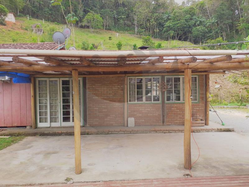 Fazenda à venda com 3 quartos, 10000m² - Foto 2