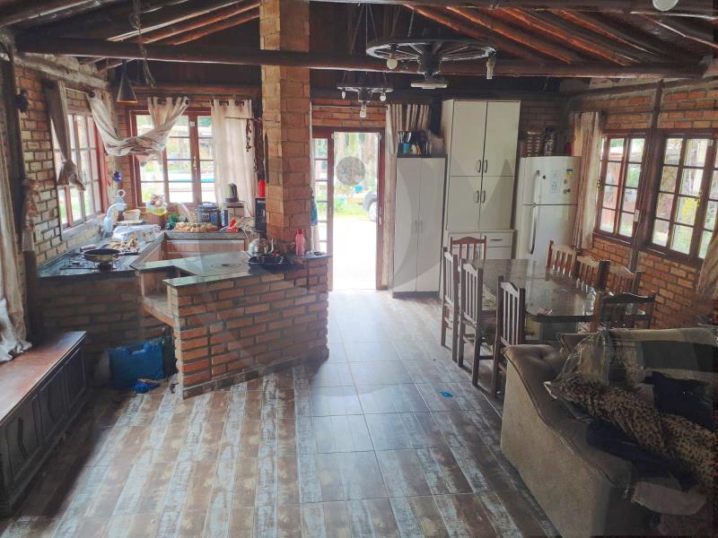 Fazenda à venda com 3 quartos, 10000m² - Foto 3