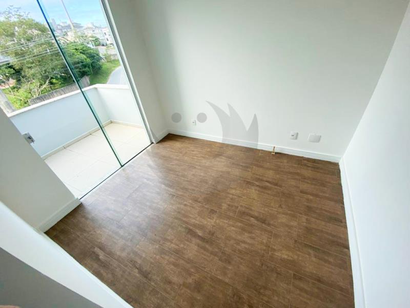 Casa à venda com 3 quartos, 361m² - Foto 14