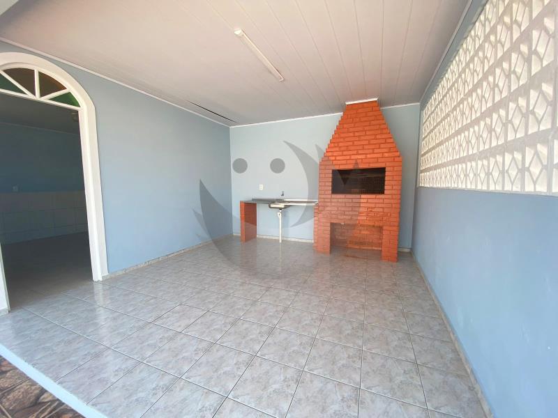 Casa para alugar com 3 quartos, 120m² - Foto 12