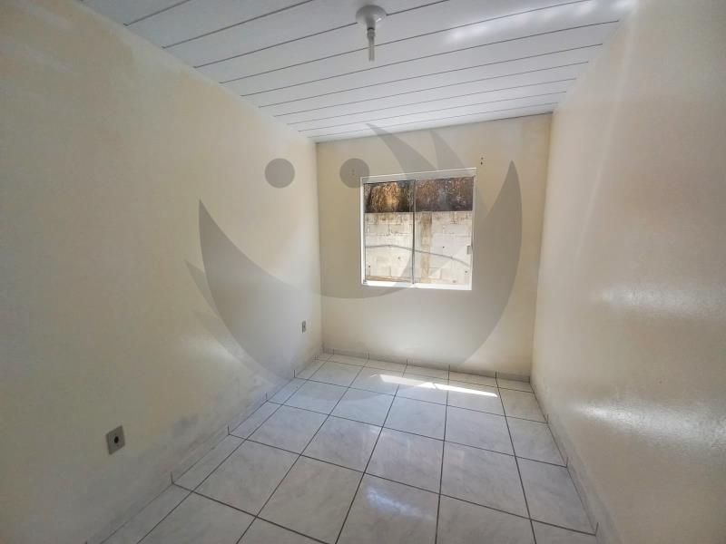 Casa à venda com 3 quartos, 76m² - Foto 8