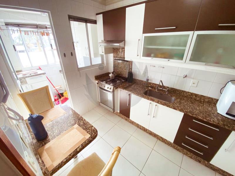 Apartamento à venda com 3 quartos, 92m² - Foto 4