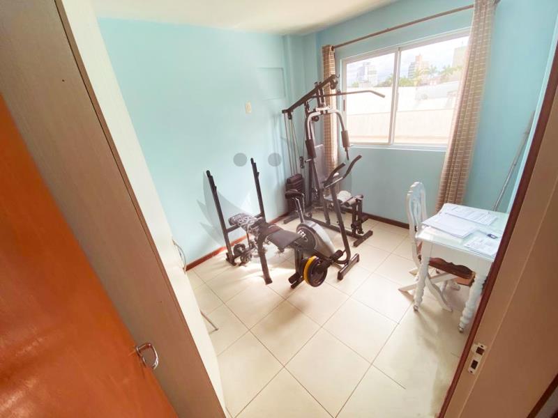 Apartamento à venda com 3 quartos, 92m² - Foto 9