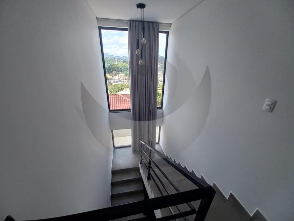 Casa à venda com 2 quartos, 240m² - Foto 15