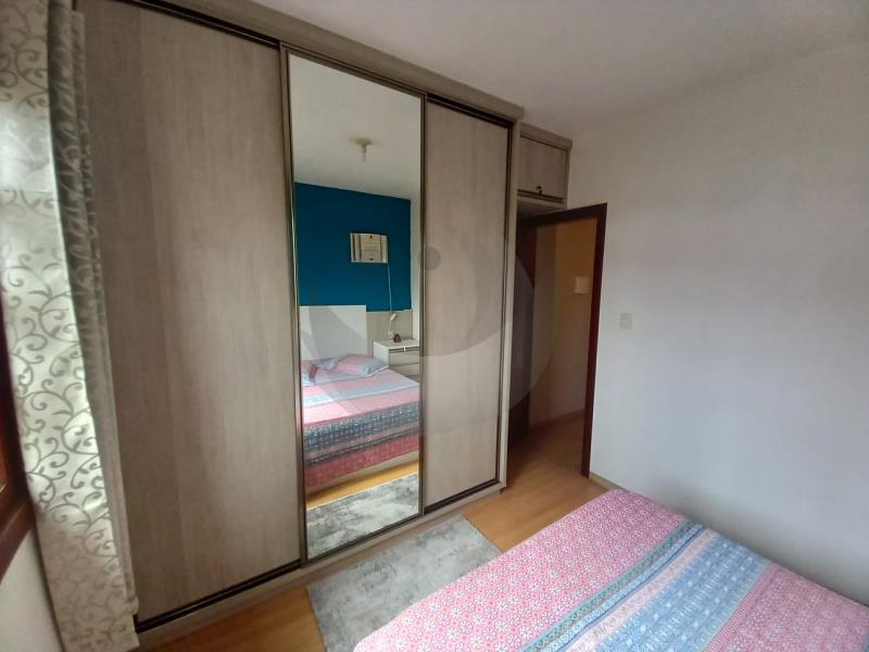 Casa à venda com 3 quartos, 100m² - Foto 11