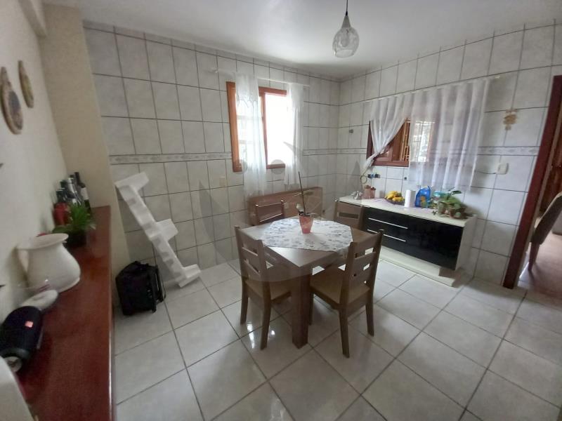 Casa à venda com 3 quartos, 100m² - Foto 9