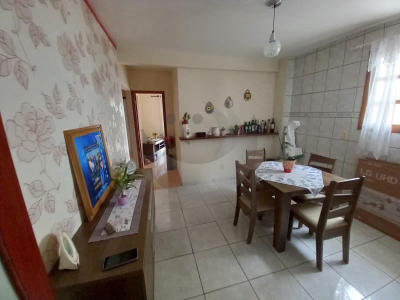 Casa à venda com 3 quartos, 100m² - Foto 10