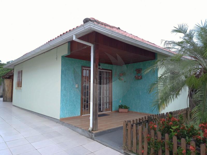 Casa à venda com 3 quartos, 100m² - Foto 2