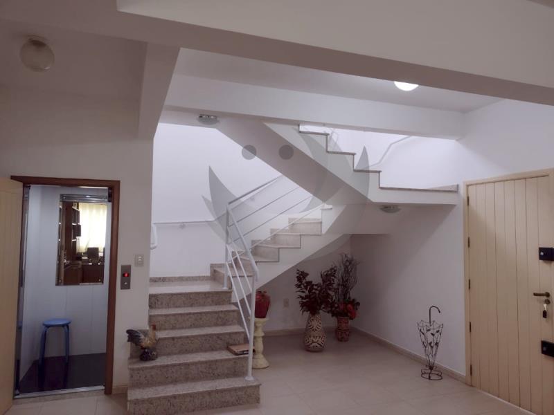 Casa à venda com 3 quartos, 415m² - Foto 11