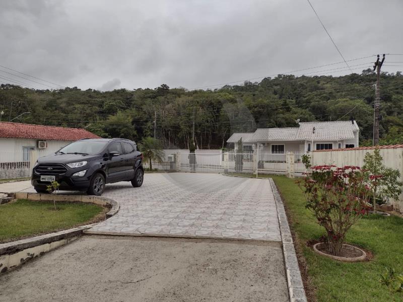 Casa à venda com 3 quartos, 415m² - Foto 4