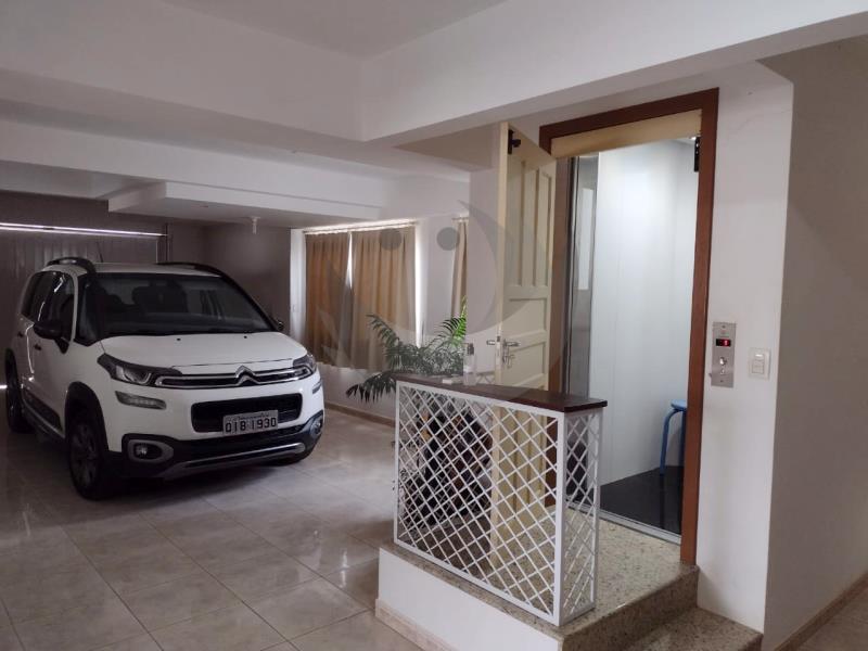 Casa à venda com 3 quartos, 415m² - Foto 16