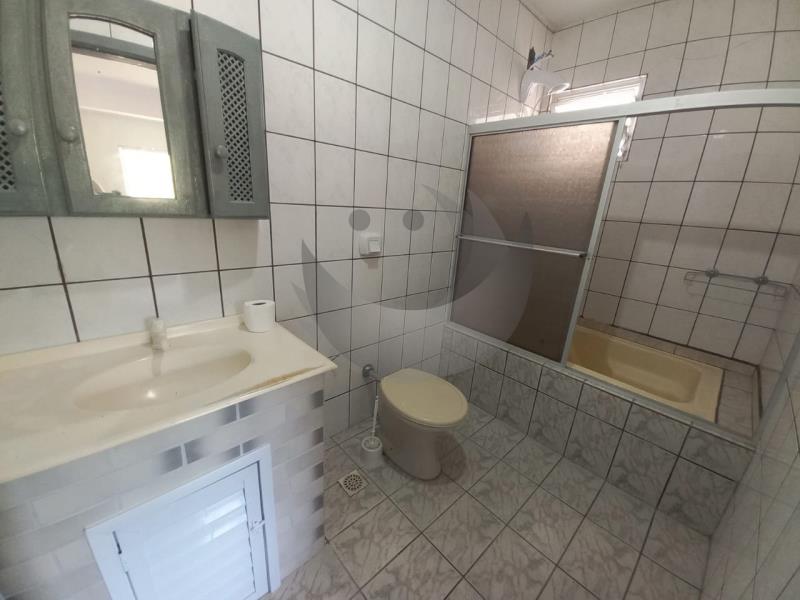 Casa à venda com 3 quartos, 100m² - Foto 18