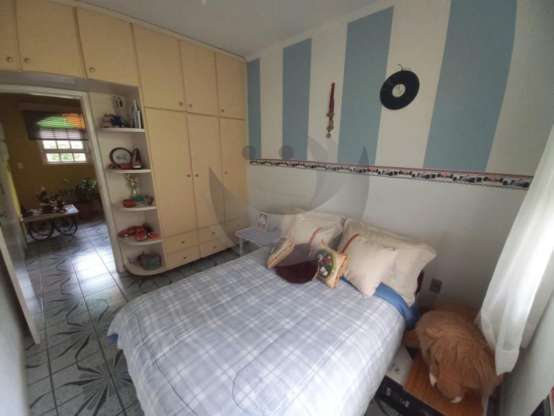 Casa à venda com 3 quartos, 360m² - Foto 15