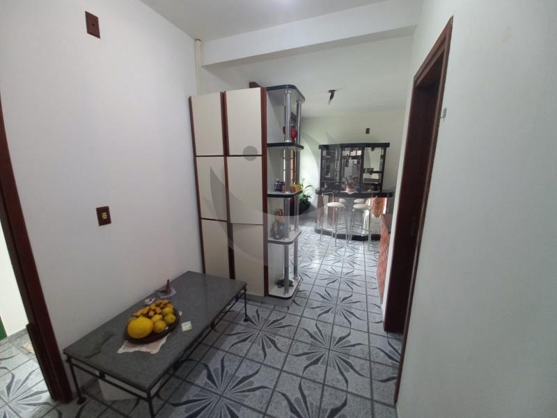 Casa à venda com 3 quartos, 360m² - Foto 20