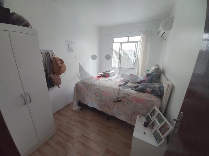 Casa à venda com 3 quartos, 300m² - Foto 10