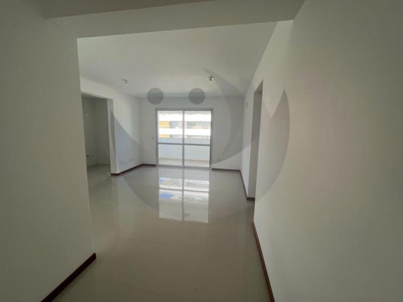 Apartamento à venda com 3 quartos, 88m² - Foto 2