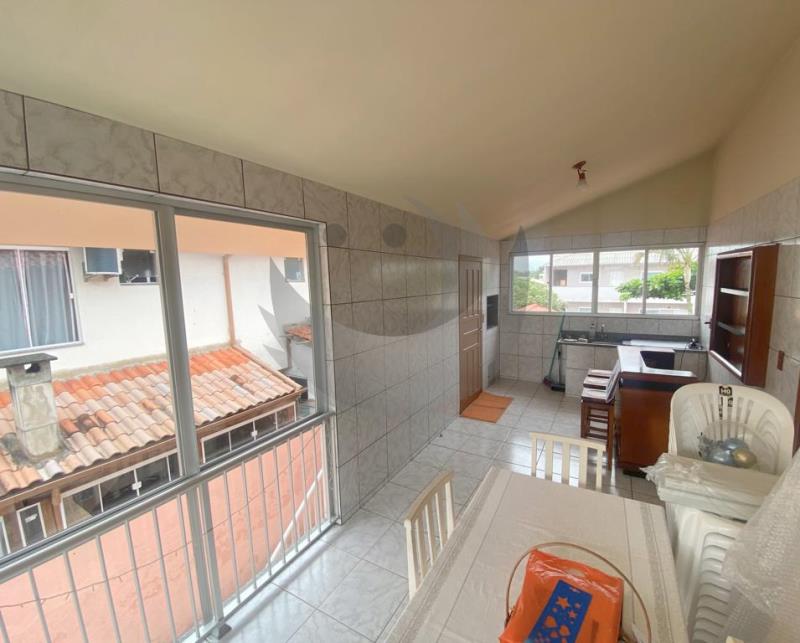 Casa à venda com 5 quartos, 236m² - Foto 15