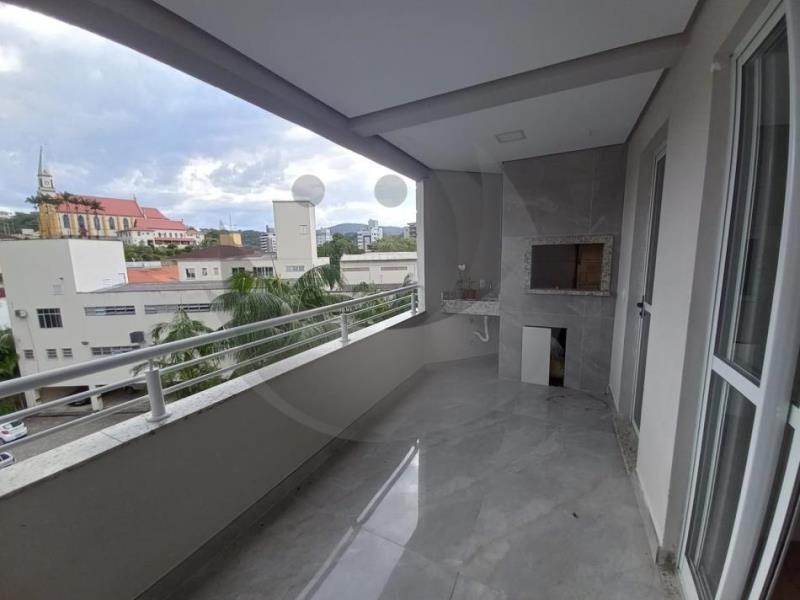 Apartamento à venda com 3 quartos, 98m² - Foto 8