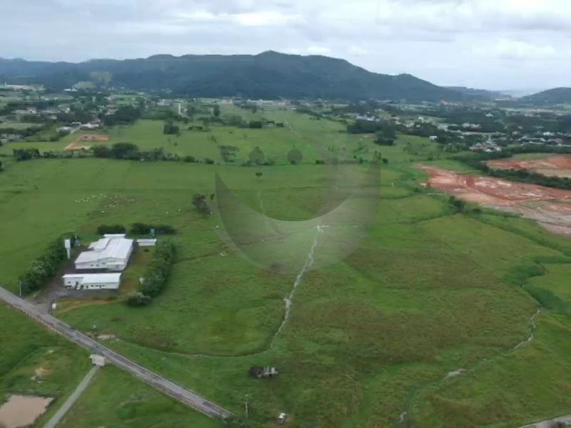 Loteamento e Condomínio à venda, 136000m² - Foto 1