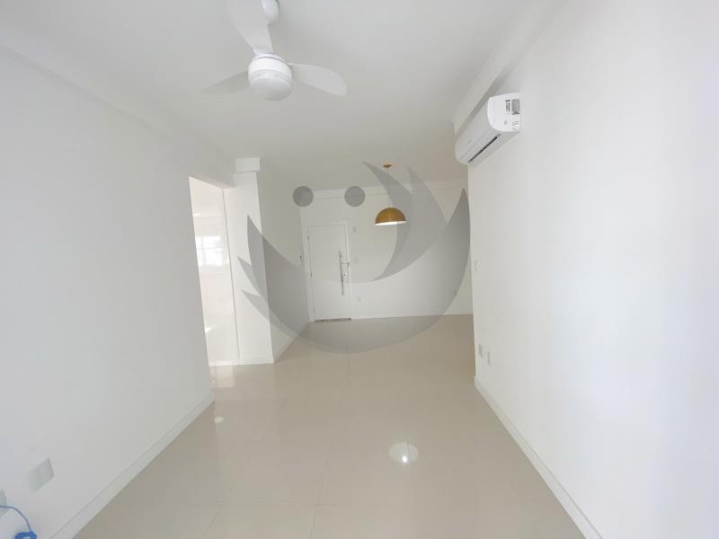 Apartamento à venda com 2 quartos, 88m² - Foto 9