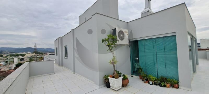 Cobertura à venda com 3 quartos, 325m² - Foto 2