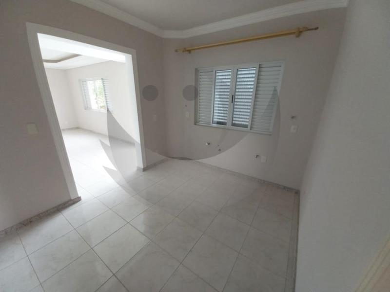 Casa para alugar com 3 quartos, 300m² - Foto 16