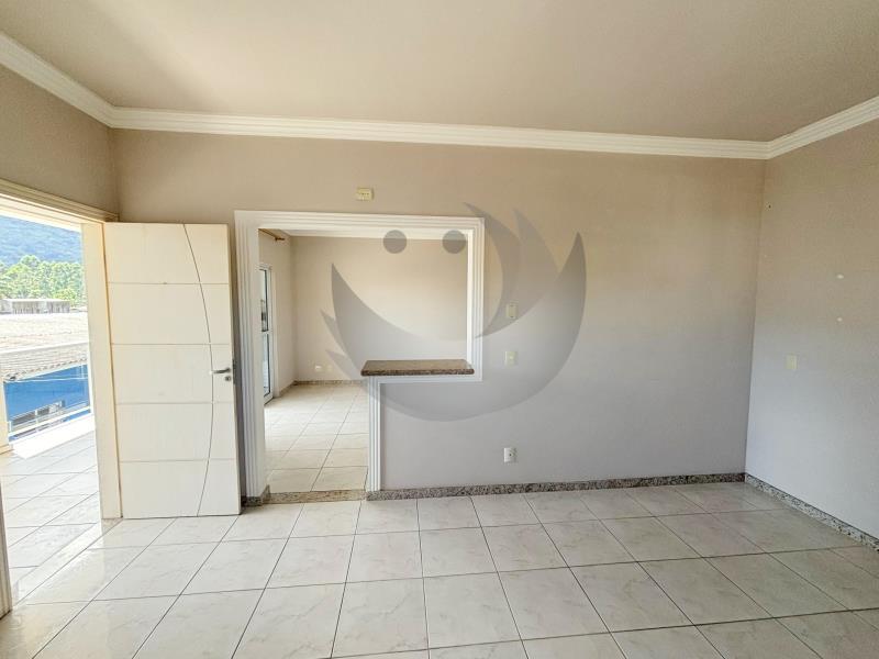 Casa para alugar com 3 quartos, 300m² - Foto 28