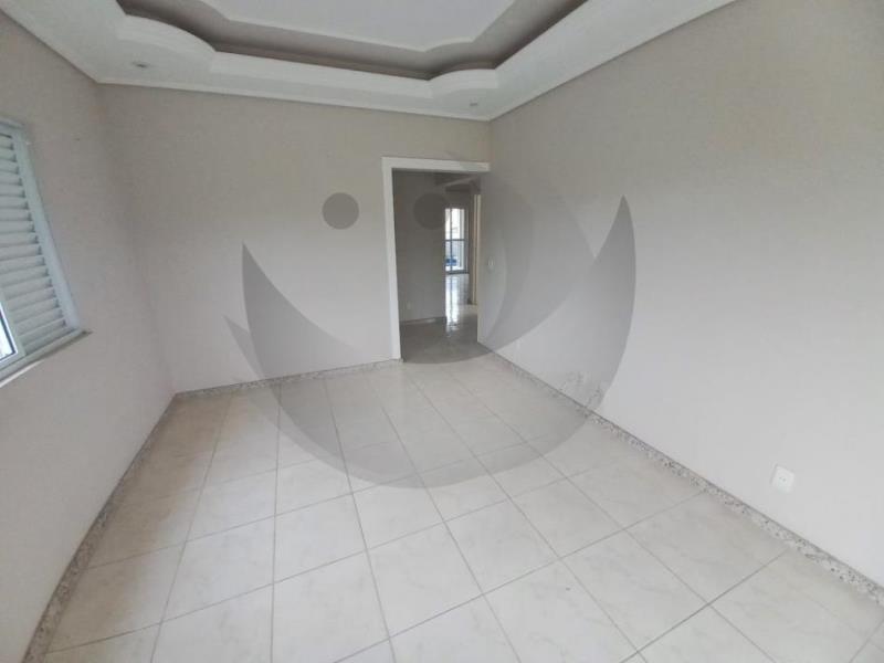 Casa para alugar com 3 quartos, 300m² - Foto 34