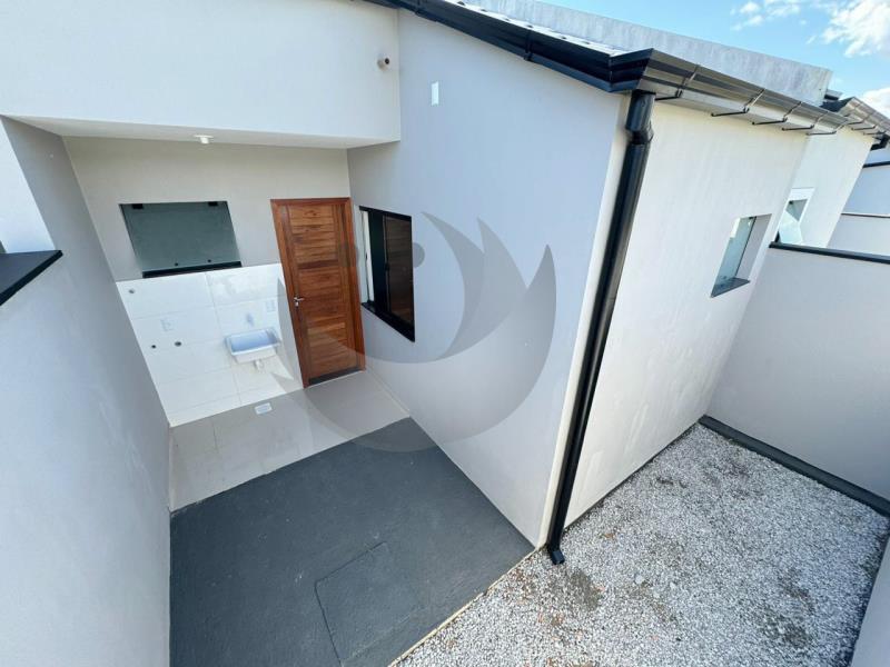 Casa à venda com 2 quartos, 50m² - Foto 6