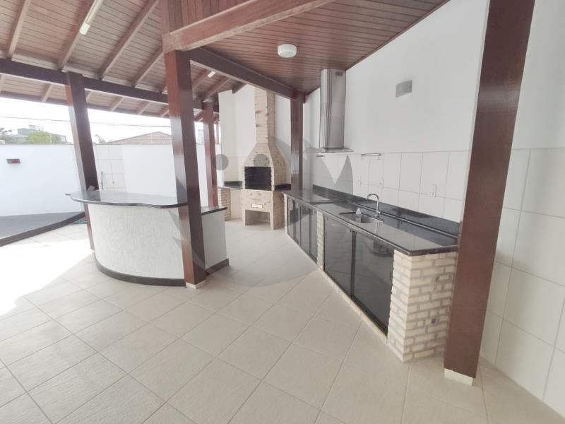 Casa à venda com 4 quartos, 220m² - Foto 5