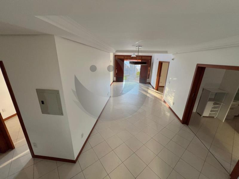 Casa à venda com 4 quartos, 220m² - Foto 10