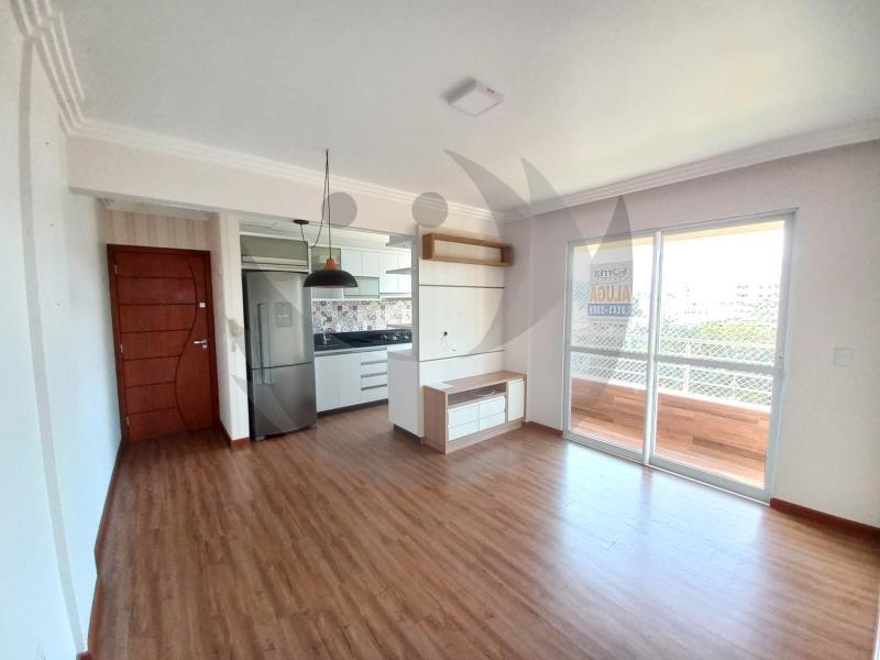 Apartamento à venda com 2 quartos, 69m² - Foto 3