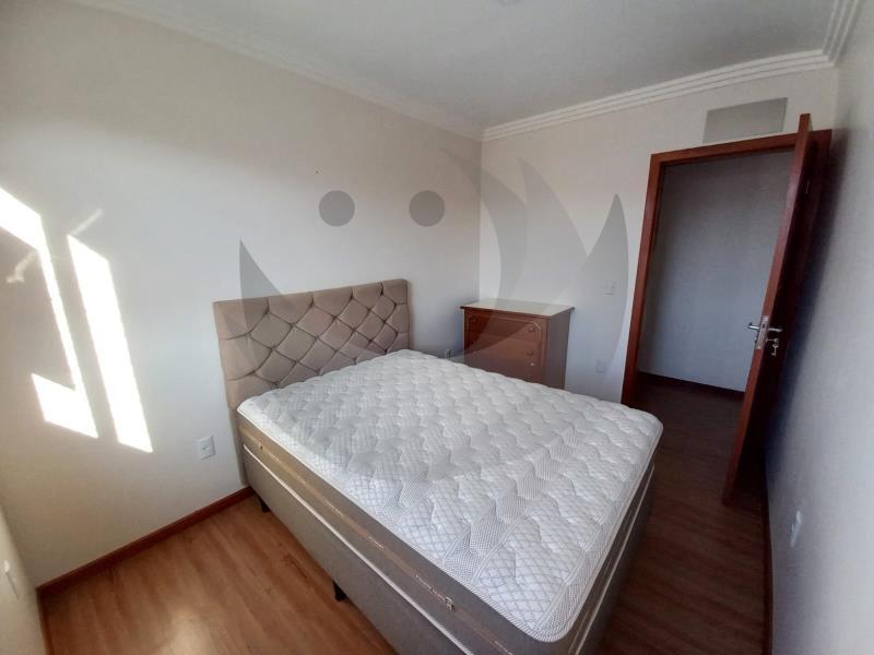 Apartamento à venda com 2 quartos, 69m² - Foto 8