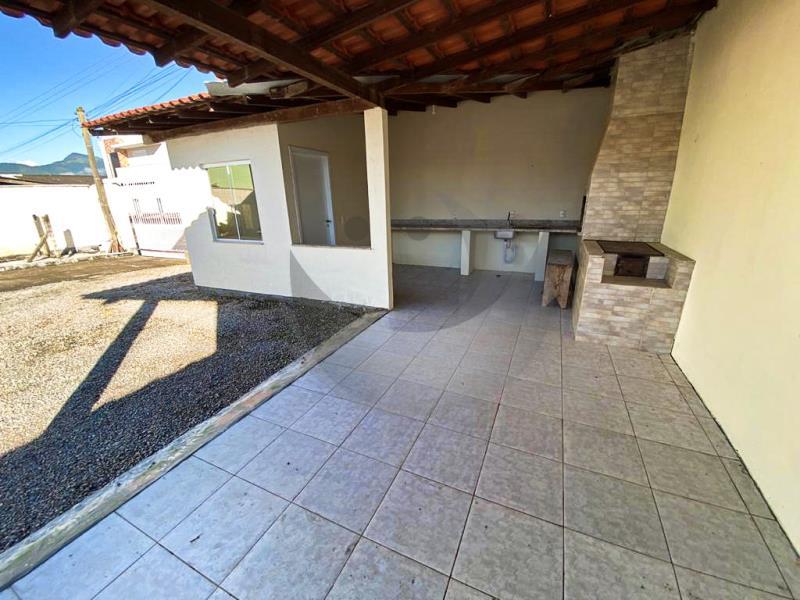 Casa à venda com 2 quartos, 80m² - Foto 14