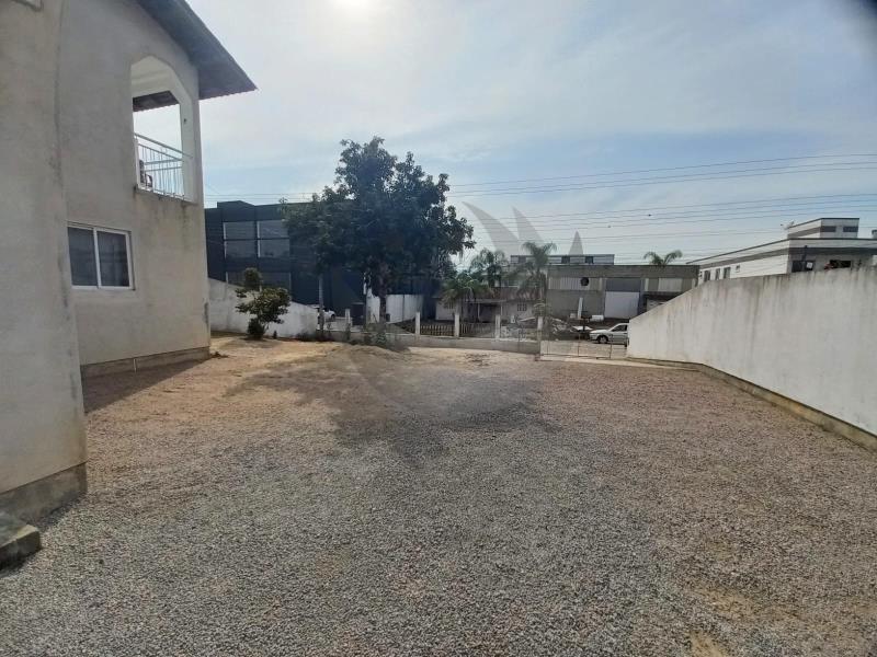 Casa à venda com 3 quartos, 375m² - Foto 4