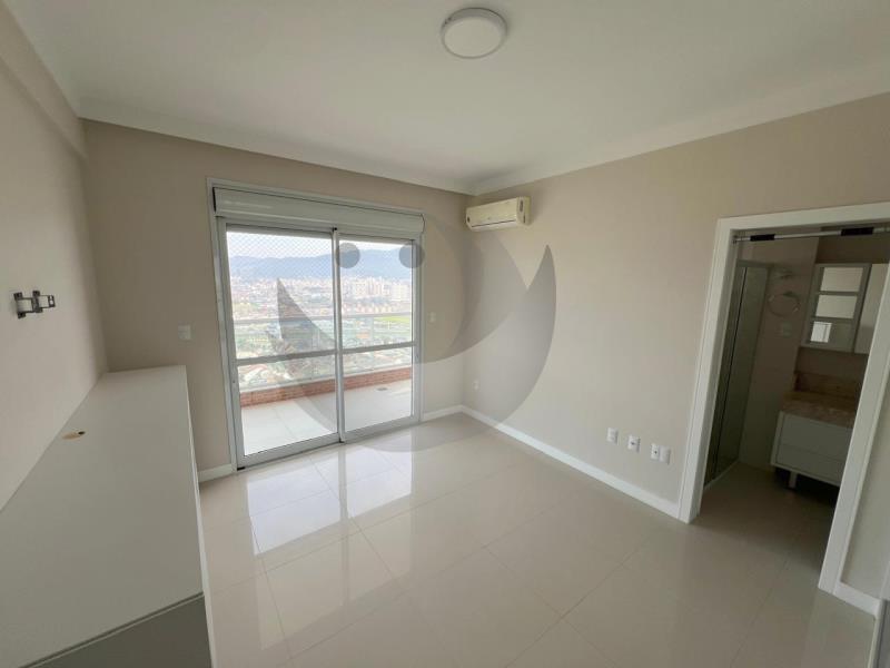 Apartamento à venda com 3 quartos, 125m² - Foto 10